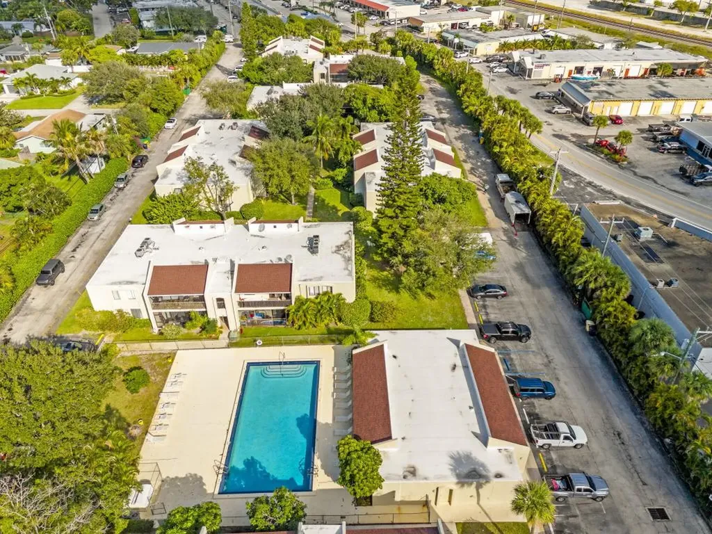 150 Pineview Road Jupiter FL 33469