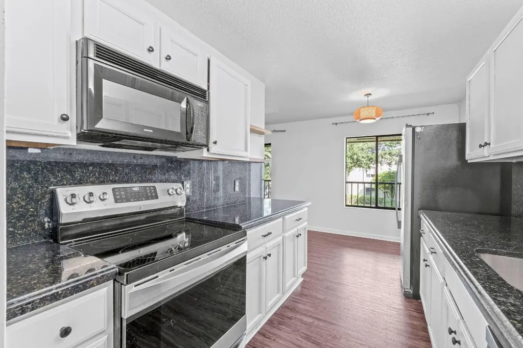 150 Pineview Road Jupiter FL 33469