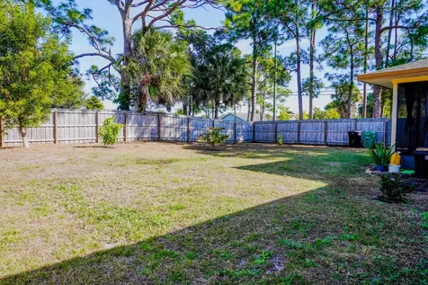 603 SW Todd Avenue Port St Lucie FL 34983
