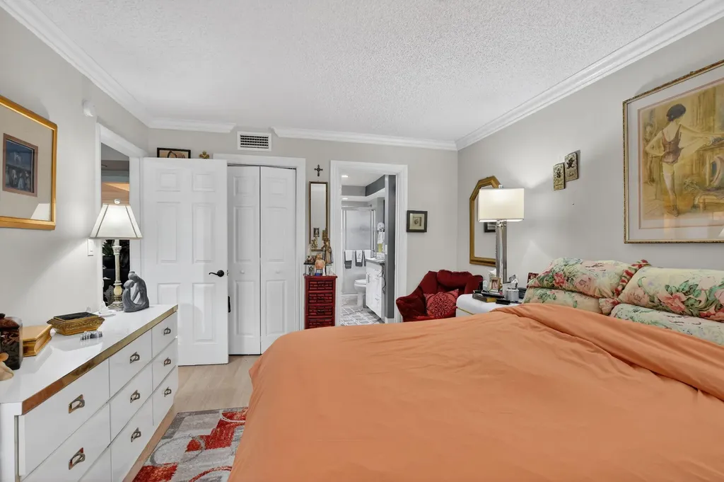 450 NW 20th Street Boca Raton FL 33431