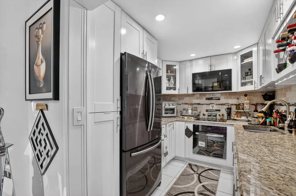 450 NW 20th Street Boca Raton FL 33431