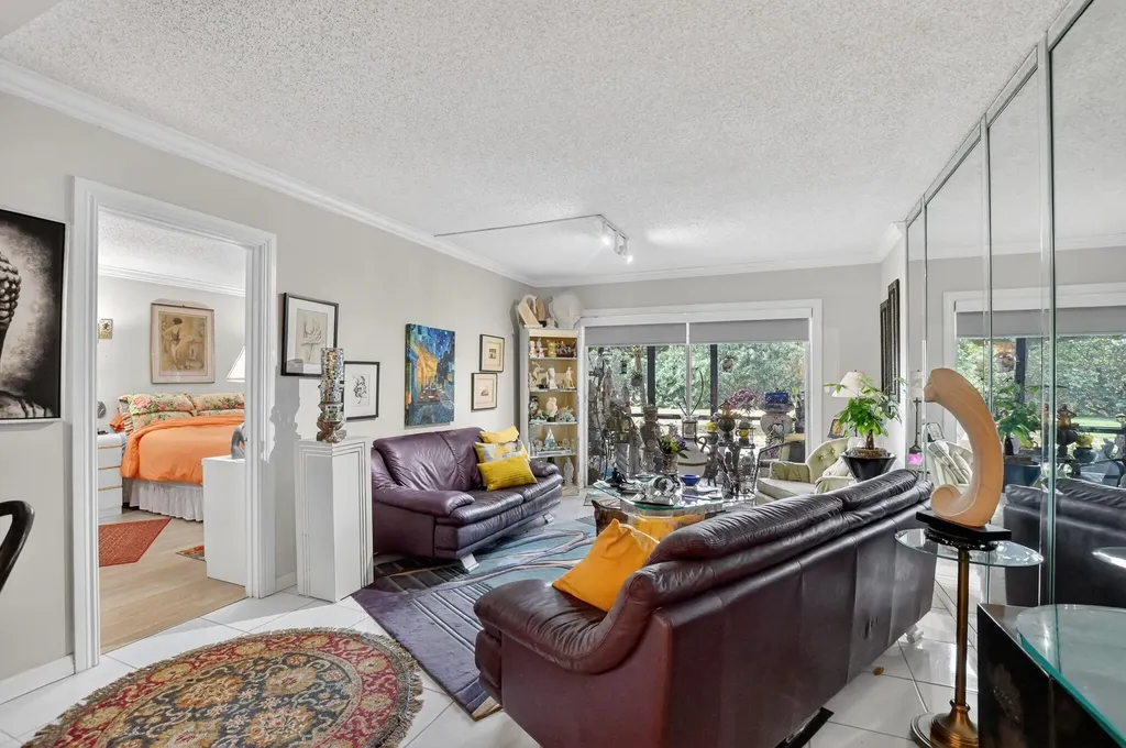 450 NW 20th Street Boca Raton FL 33431