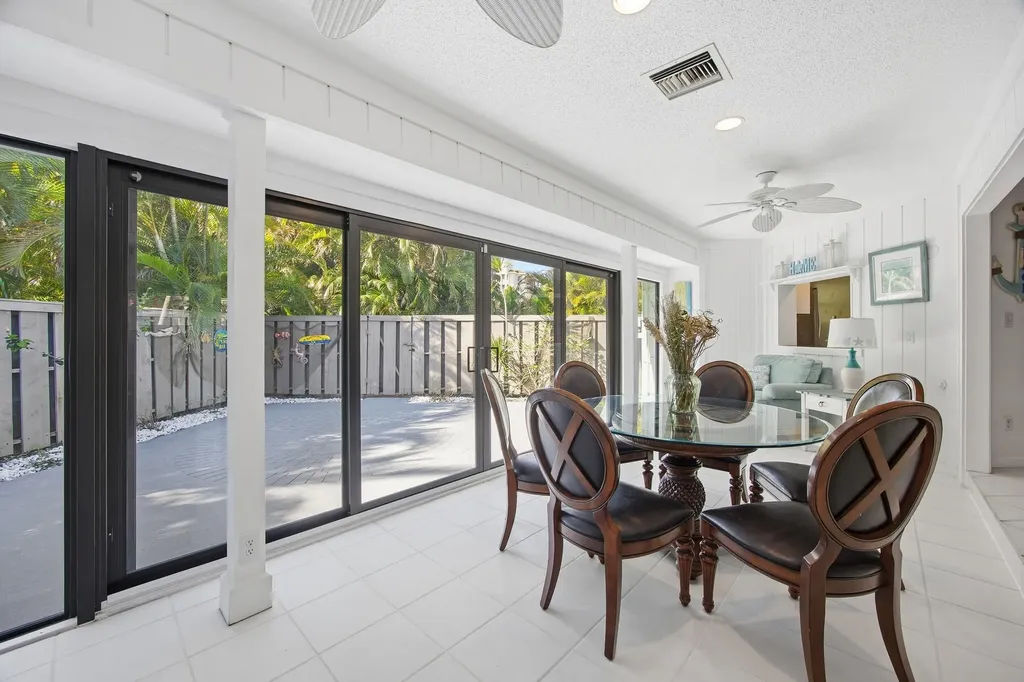 1127 E Seminole Avenue Jupiter FL 33477