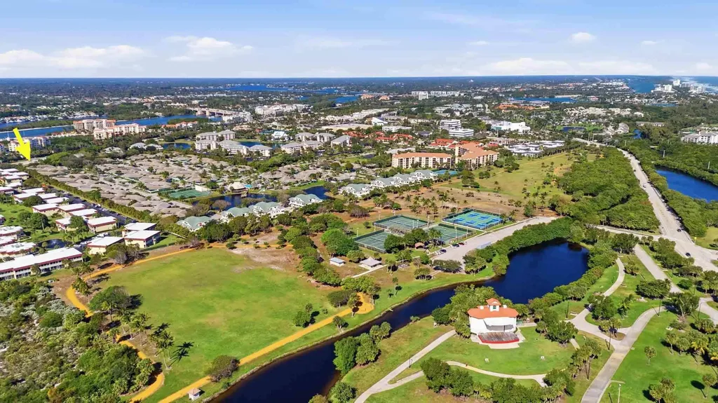 1127 E Seminole Avenue Jupiter FL 33477