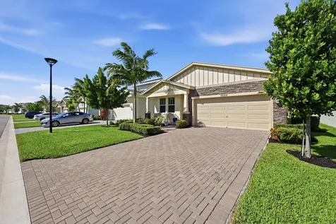 5689 Graceful Way Delray Beach FL 33484