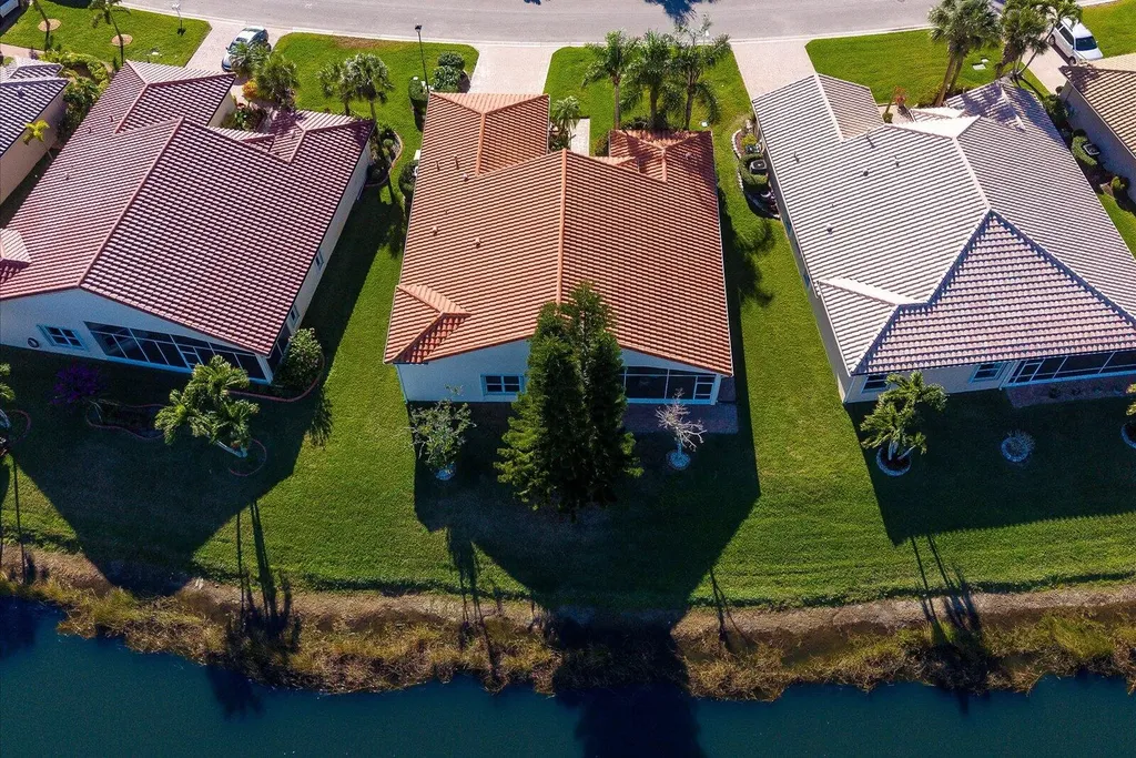 486 NW Blue Lake Drive Port St Lucie FL 34986