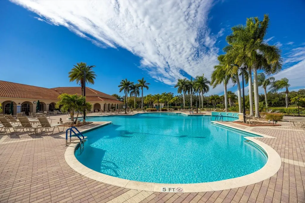 486 NW Blue Lake Drive Port St Lucie FL 34986