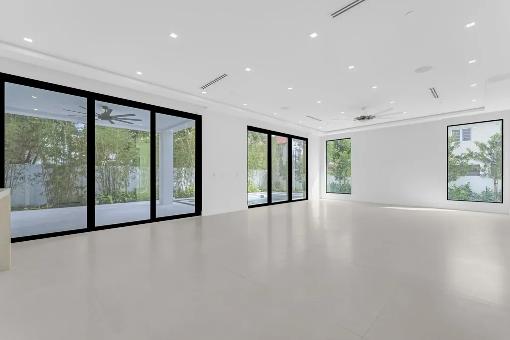 913 Denery Lane Delray Beach FL 33483