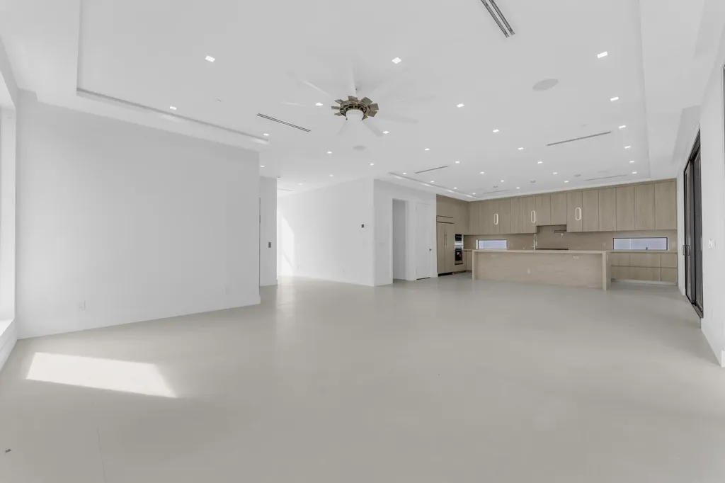 913 Denery Lane Delray Beach FL 33483
