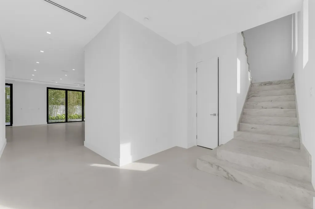 913 Denery Lane Delray Beach FL 33483