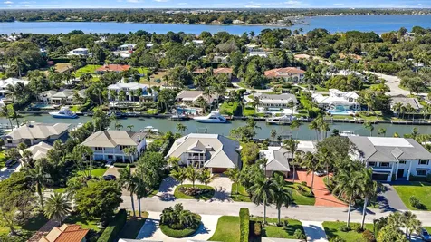 19 Island Road Sewalls Point FL 34996