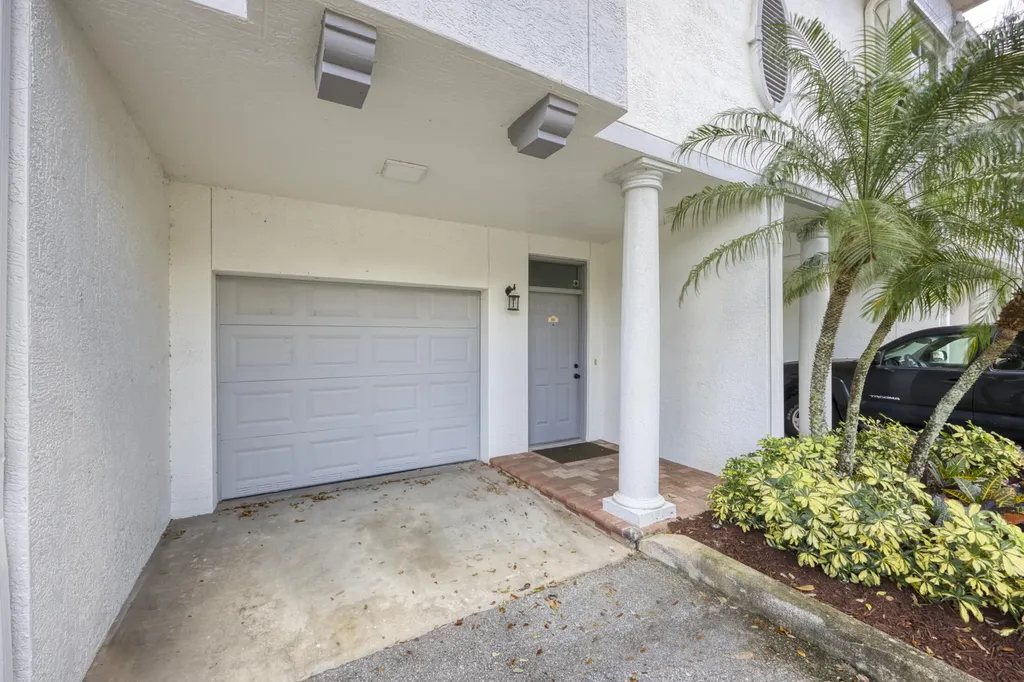 2020 Alta Meadows Lane Delray Beach FL 33444