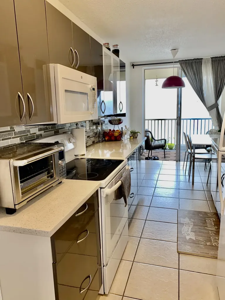 1750 NE 191st Street North Miami Beach FL 33179
