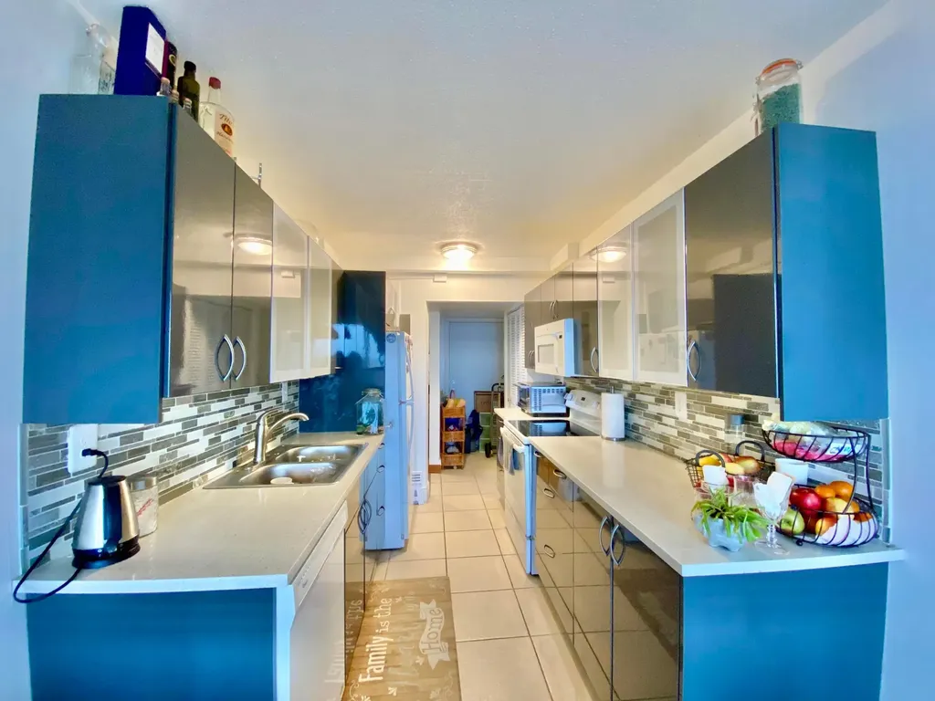 1750 NE 191st Street North Miami Beach FL 33179