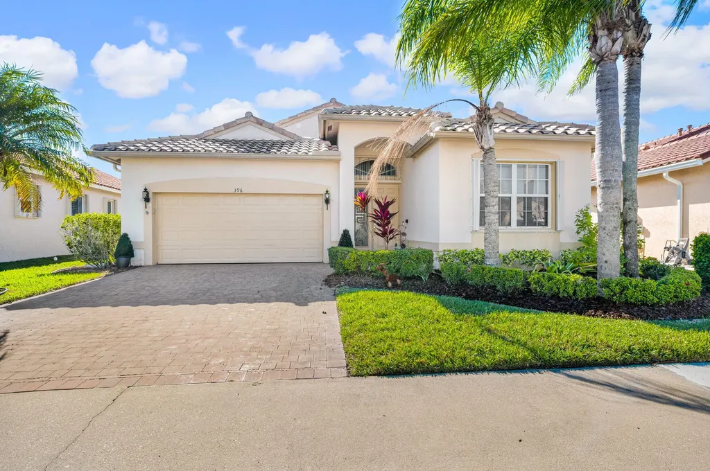 396 NW Springview Loop Port St Lucie FL 34986