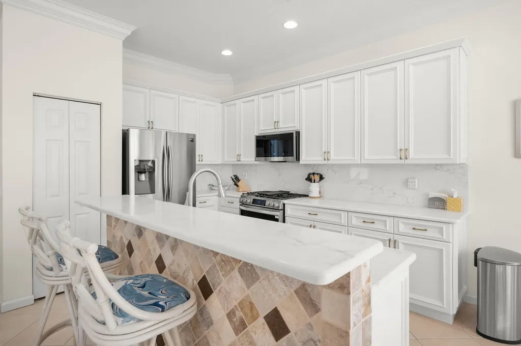 396 NW Springview Loop Port St Lucie FL 34986