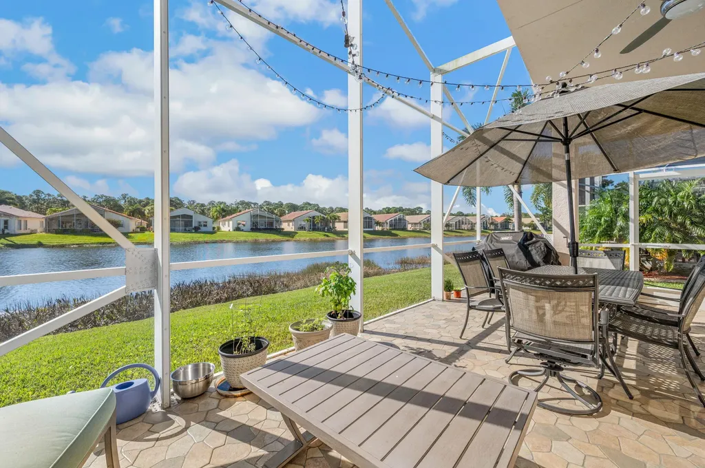 396 NW Springview Loop Port St Lucie FL 34986