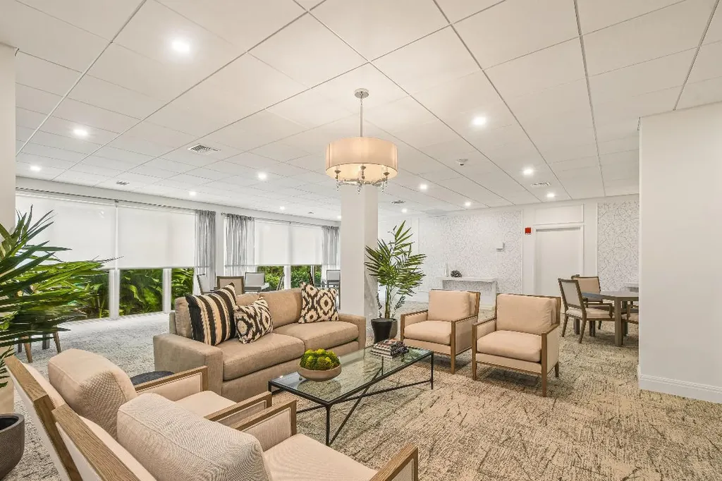 2295 S Ocean Boulevard Palm Beach FL 33480