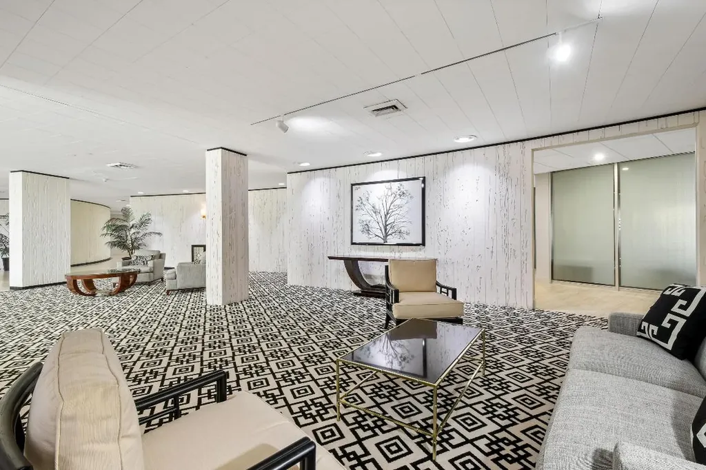 2295 S Ocean Boulevard Palm Beach FL 33480