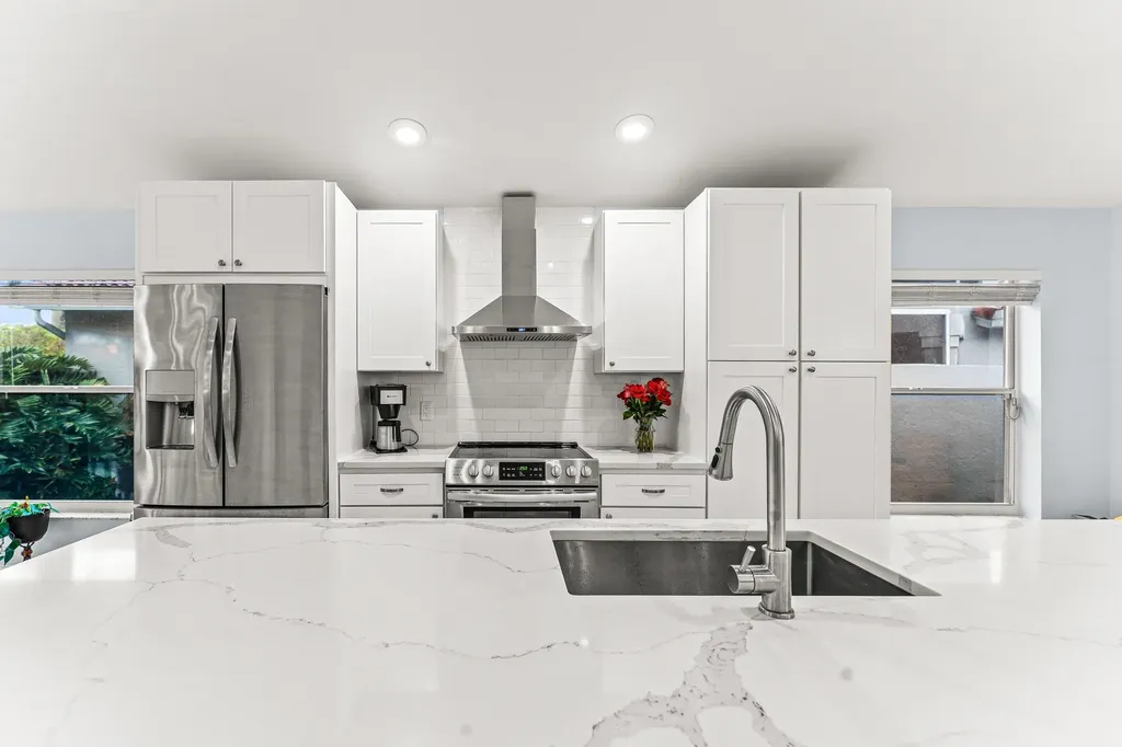 9702 Harbour Lake Circle Boynton Beach FL 33437