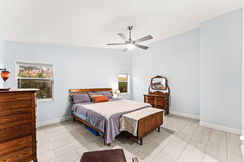 9702 Harbour Lake Circle Boynton Beach FL 33437