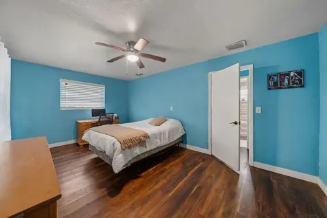 1635 W 32nd Street Riviera Beach FL 33404