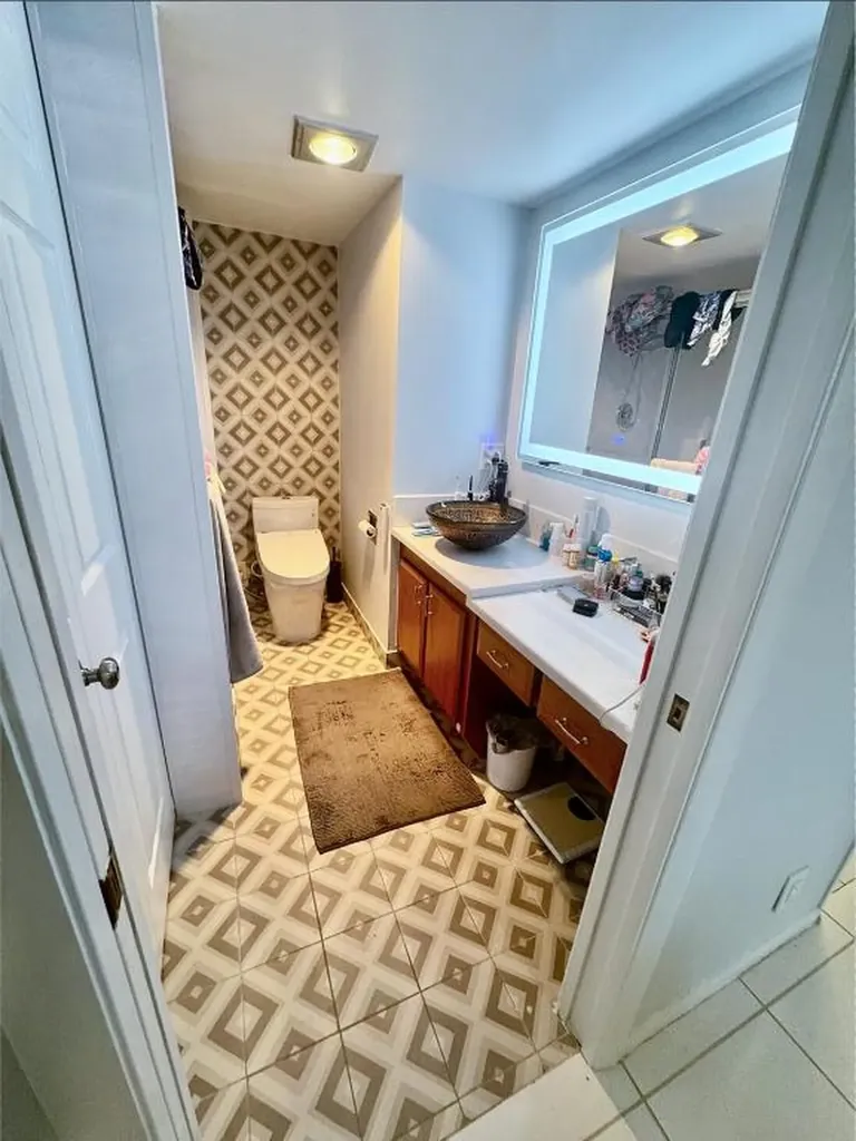 4063 Yarmouth D Boca Raton FL 33434
