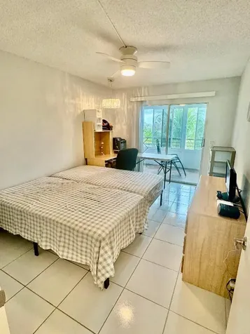 4063 Yarmouth D Boca Raton FL 33434