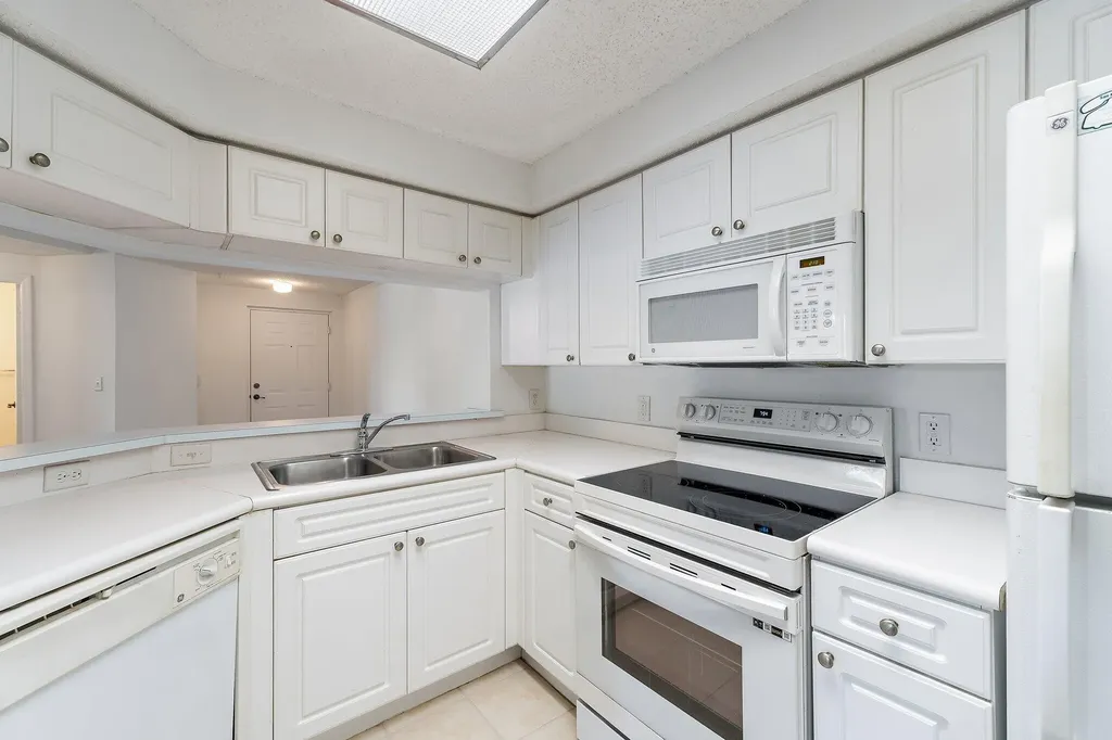 2729 Anzio Court Palm Beach Gardens FL 33410