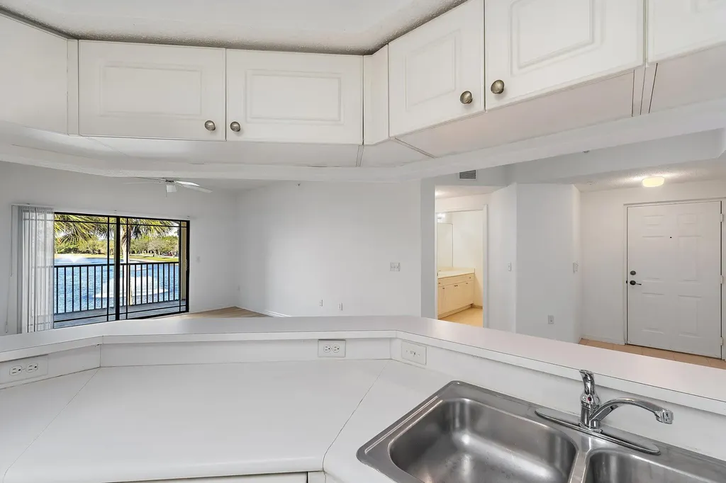 2729 Anzio Court Palm Beach Gardens FL 33410