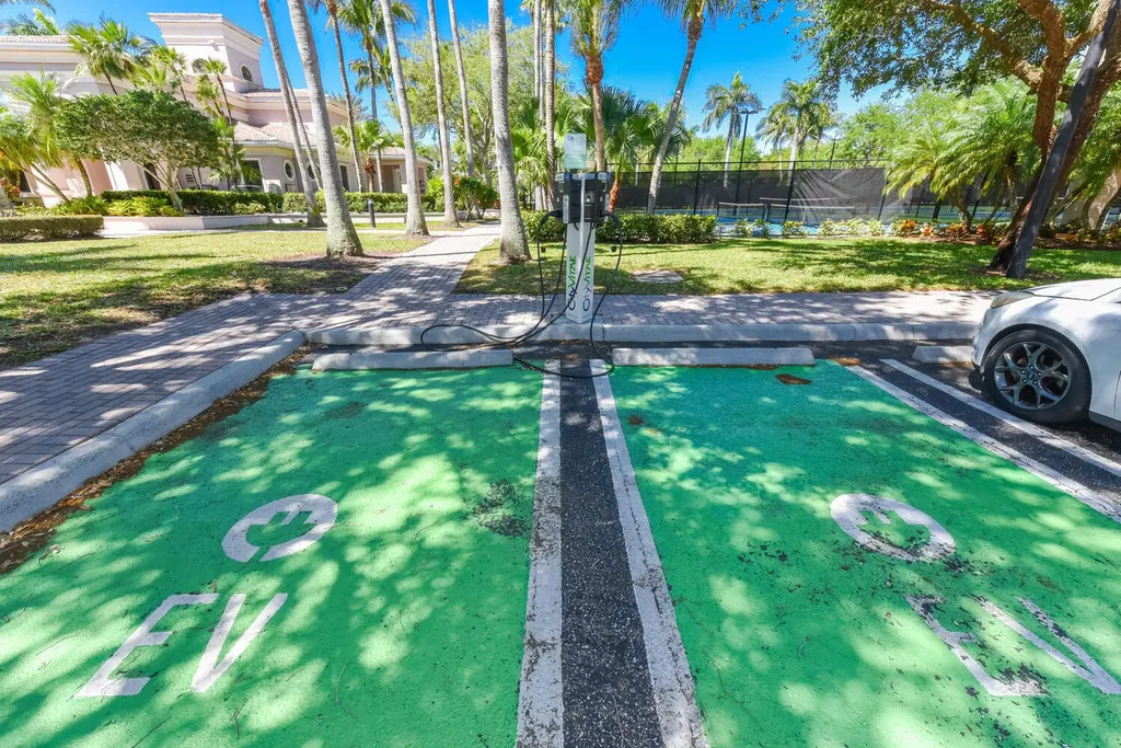 2729 Anzio Court Palm Beach Gardens FL 33410