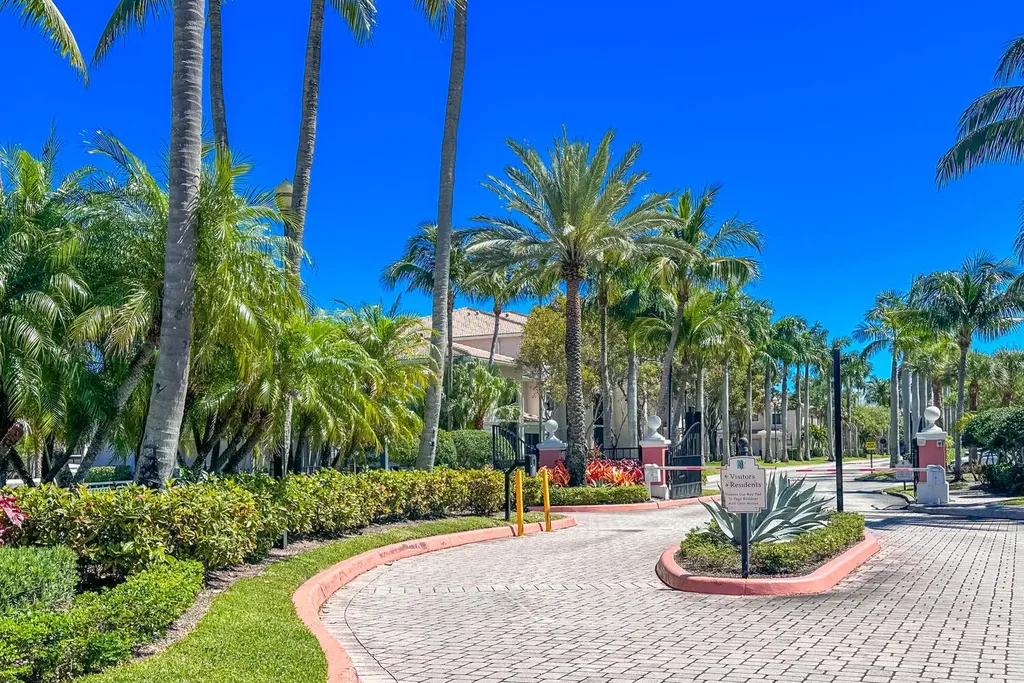 2729 Anzio Court Palm Beach Gardens FL 33410
