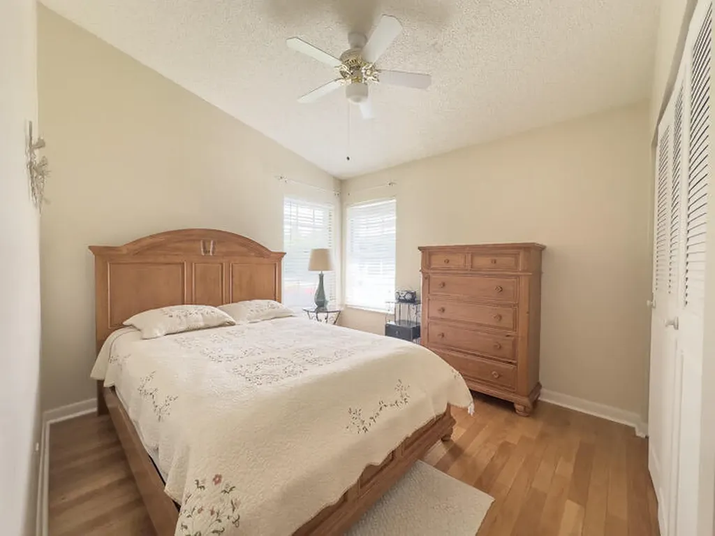 3851 Island Club Circle E Lake Worth FL 33462