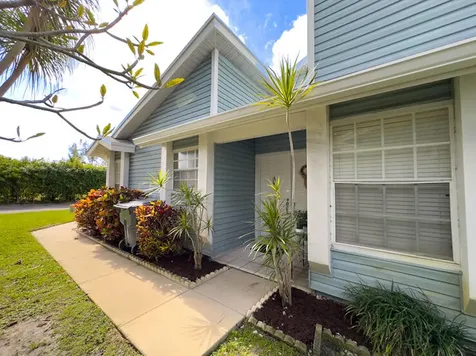 3851 Island Club Circle E Lake Worth FL 33462
