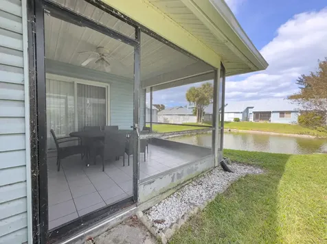 3851 Island Club Circle E Lake Worth FL 33462