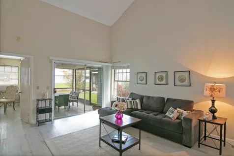 3851 Island Club Circle E Lake Worth FL 33462