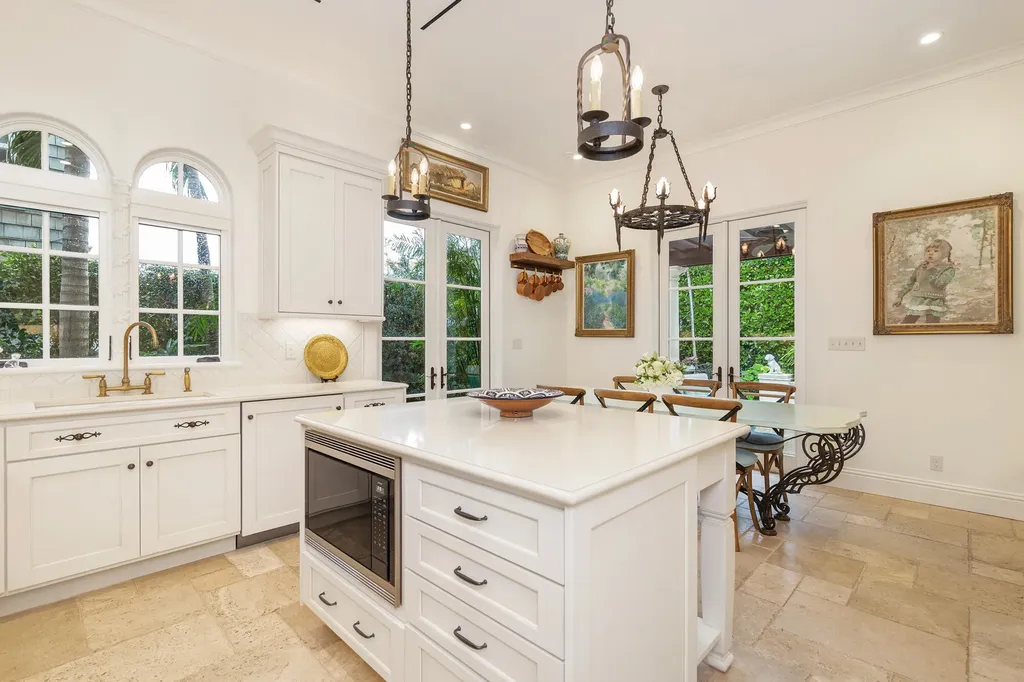 261 Seminole Avenue Palm Beach FL 33480