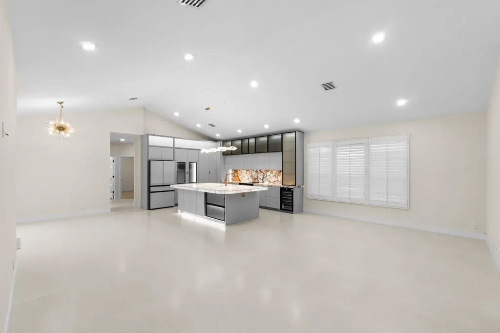 7686 La Corniche Circle Boca Raton FL 33433