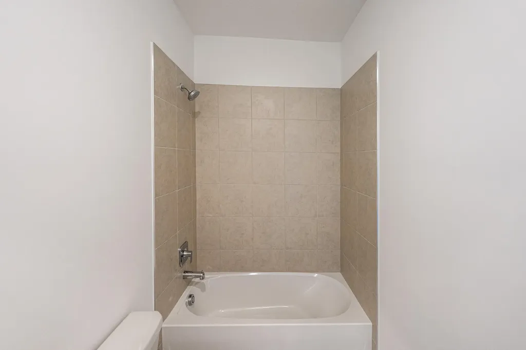 6850 NW Kestrel Lane Port St Lucie FL 34987