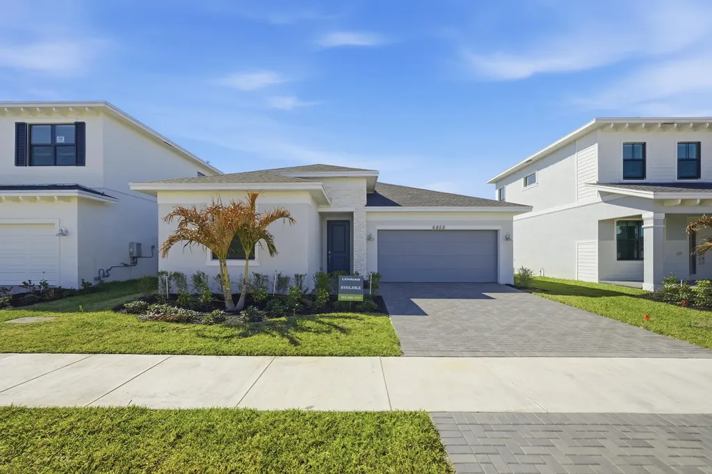 6850 NW Kestrel Lane Port St Lucie FL 34987