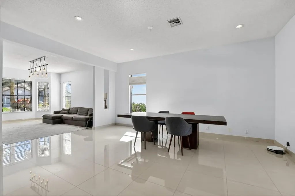 10058 Umberland Place Boca Raton FL 33428