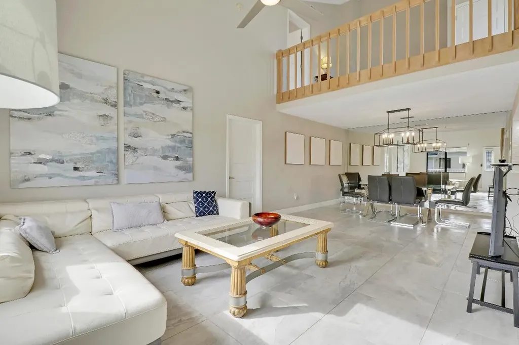 360 Bella Vista Court N Jupiter FL 33477