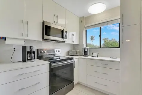 360 Bella Vista Court N Jupiter FL 33477