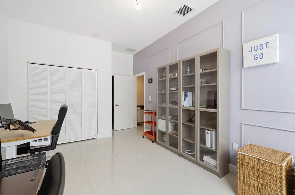 1241 NE 18th Avenue Fort Lauderdale FL 33304