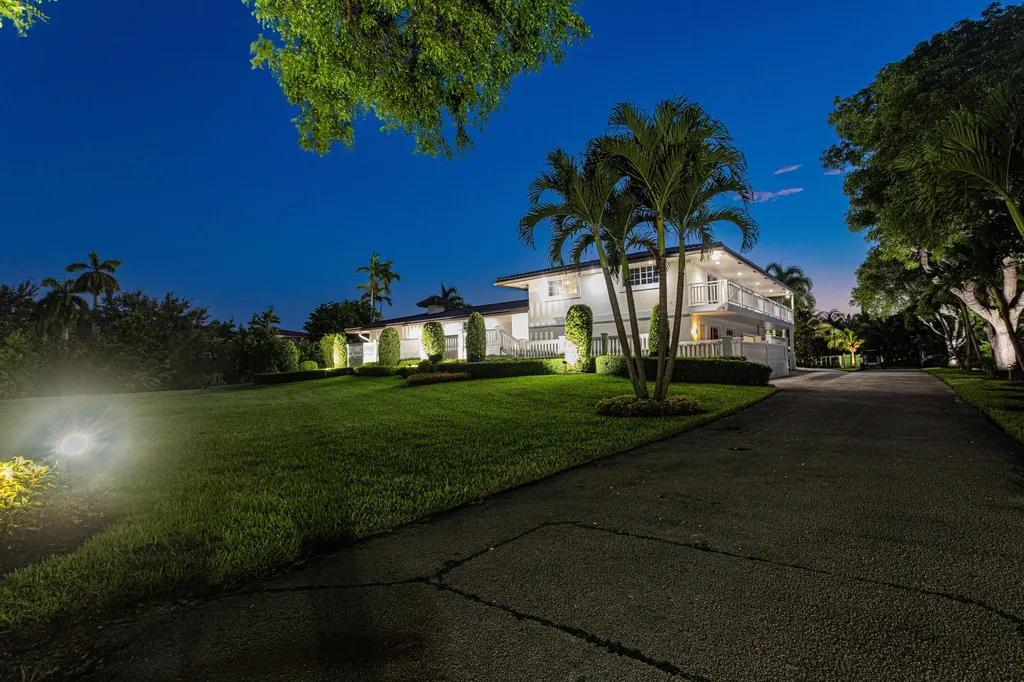 875 NW 120th Avenue Plantation FL 33325