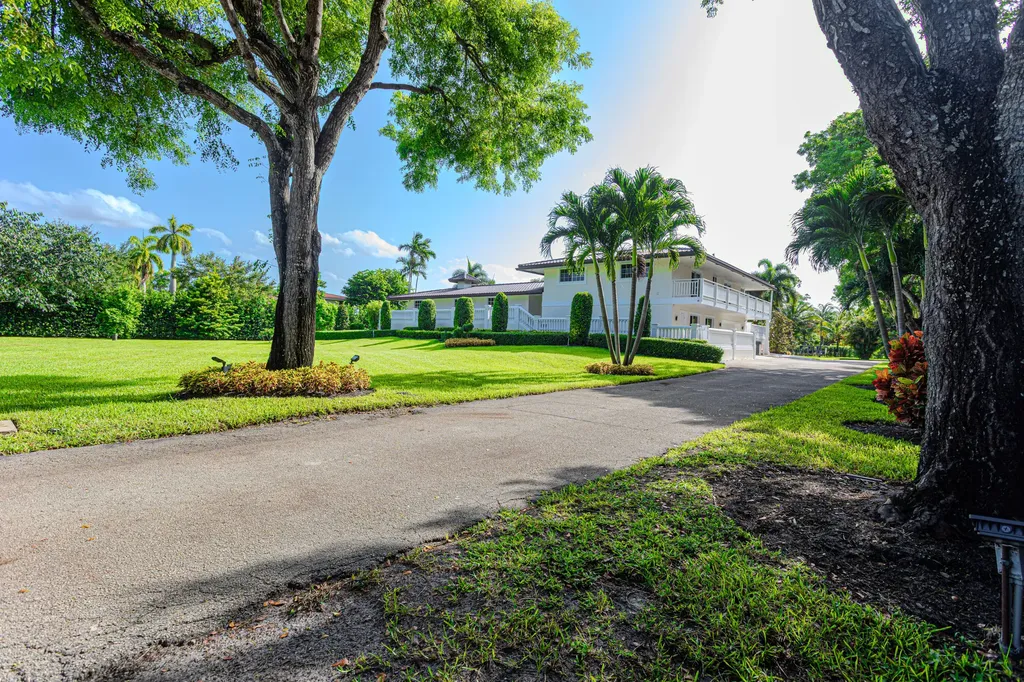 875 NW 120th Avenue Plantation FL 33325