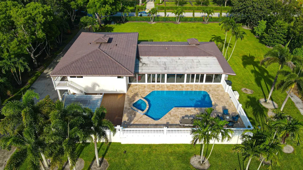 875 NW 120th Avenue Plantation FL 33325