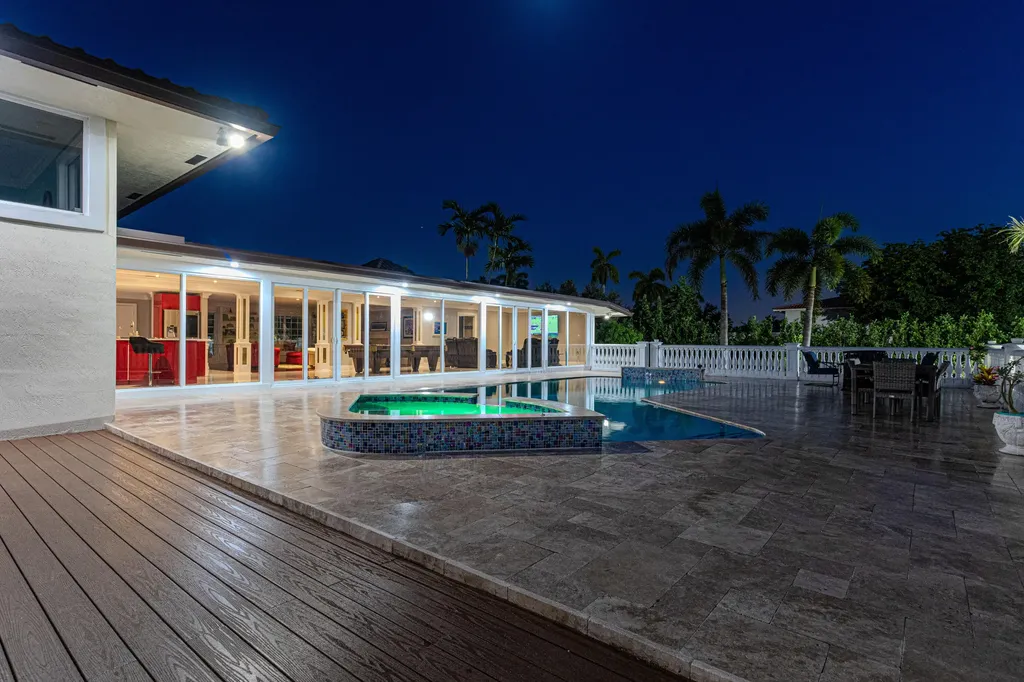 875 NW 120th Avenue Plantation FL 33325