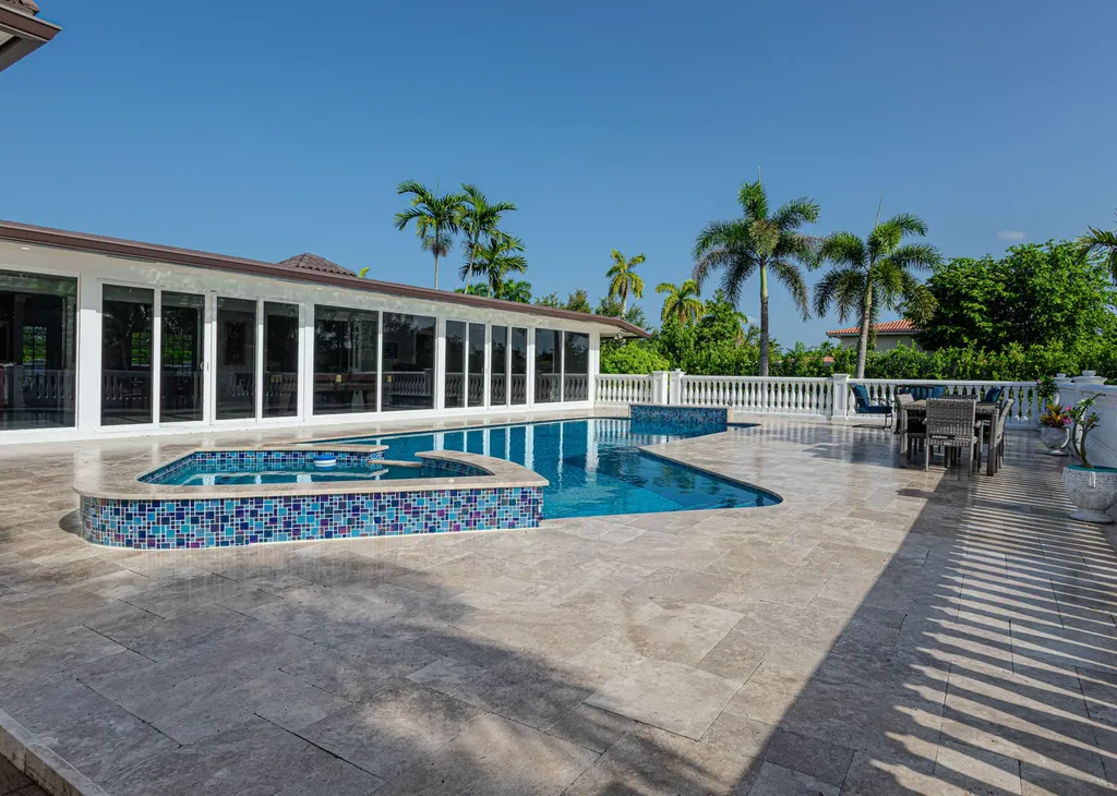 875 NW 120th Avenue Plantation FL 33325