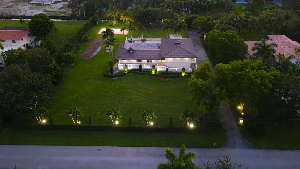 875 NW 120th Avenue Plantation FL 33325